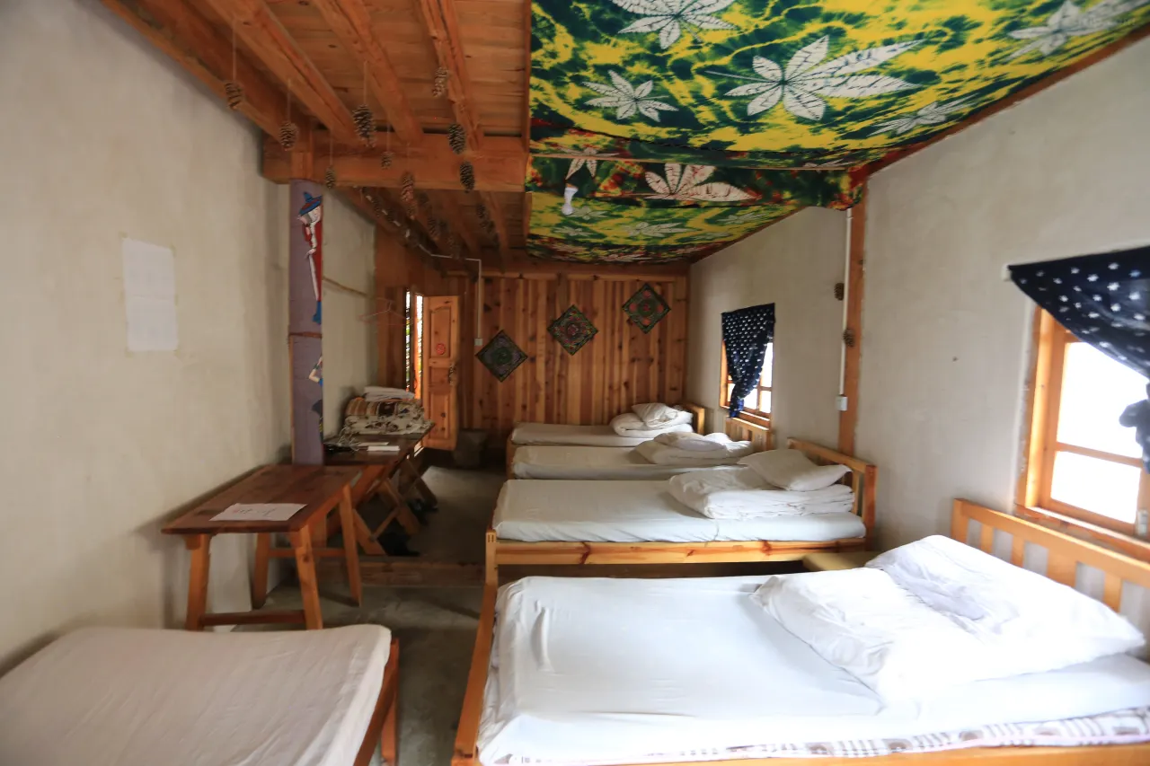 호도협 차마객잔 (Tiger Leaping Gorge Tea-Horse Guesthouse)