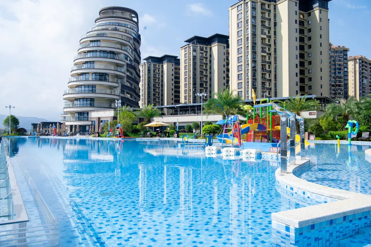 홈2 스위트 바이 힐튼 사오관 웡위안 (Home2 Suites by Hilton Shaoguan Wengyuan)