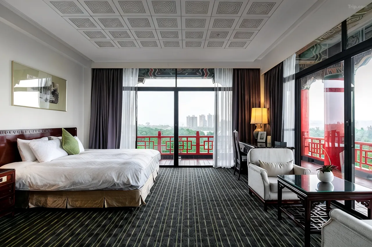 더 그랜드 호텔 가오슝 (Kaohsiung Grand Hotel)