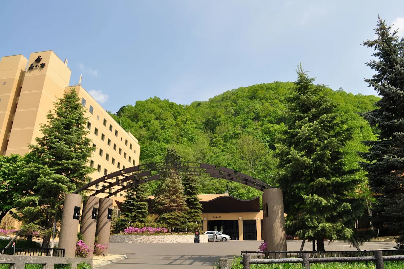 조잔케이 츠루가 리조트 스파 모리 노 우타 (Jozankei Tsuruga Resort Spa MORI no UTA)