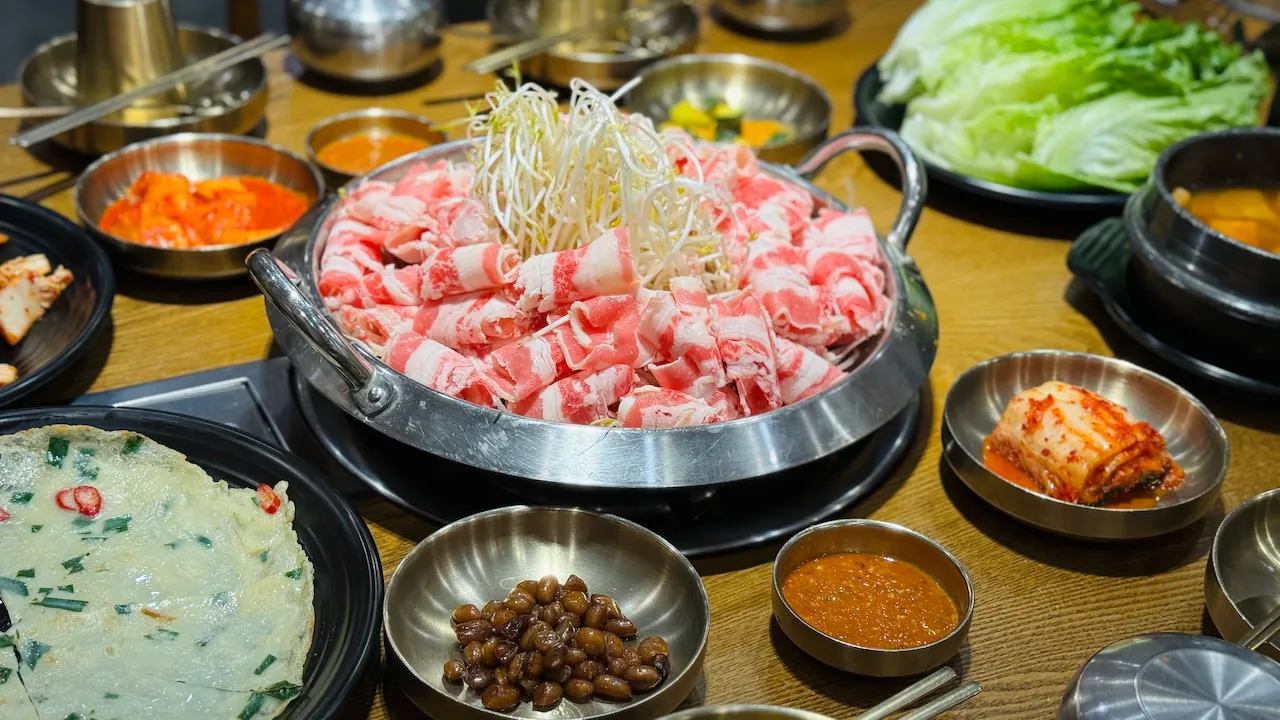 황금성 한식당 - 장자지에 식당